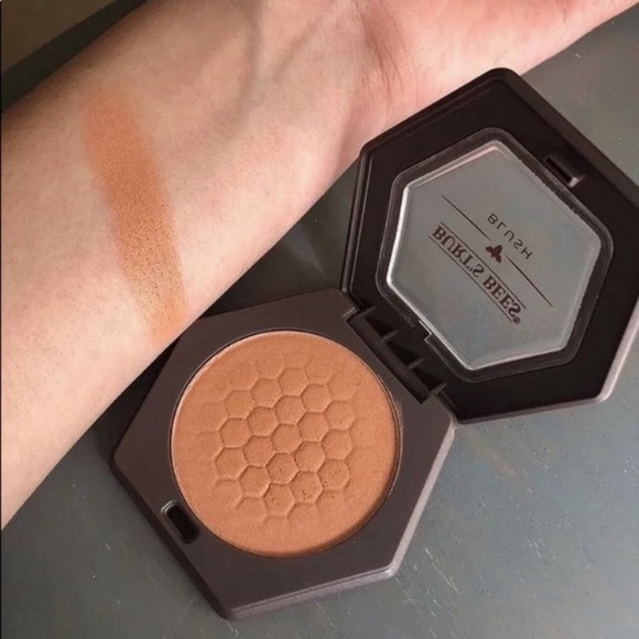 Burt’s Bees - 100% Natural Blush - Toasted Cinnamon - Picture 6 of 9